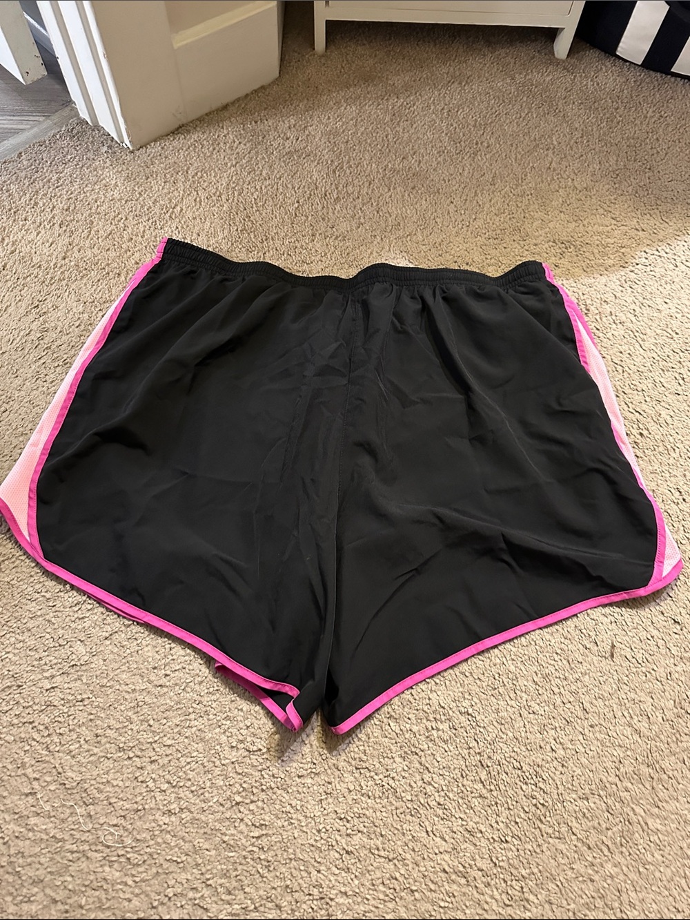 Nike Women’s Black Running Shorts with Pink Trim - Picture 3 of 6